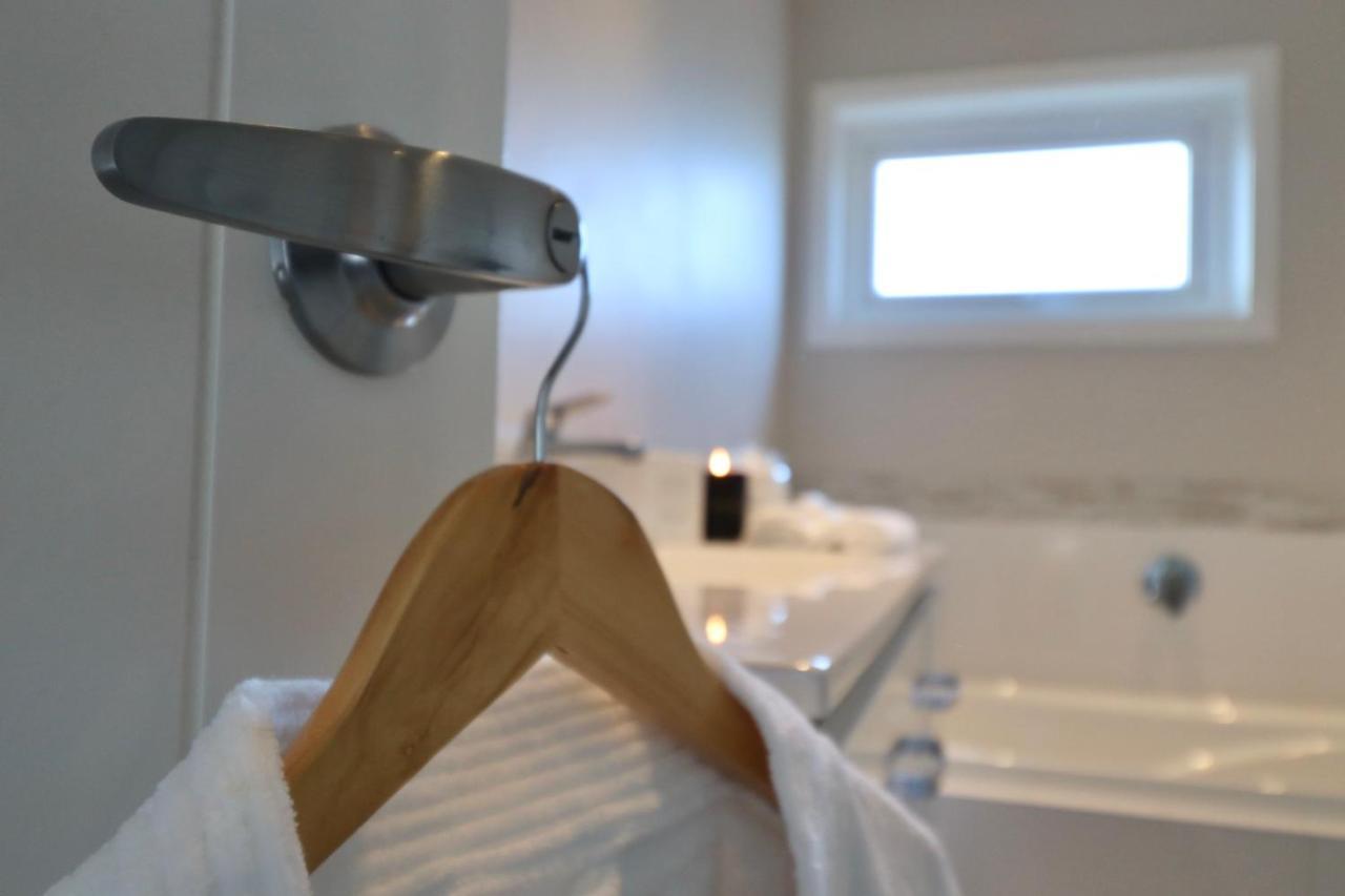 Villa The Great Escape, Luxury Waterfront, Hottub Whitianga Esterno foto