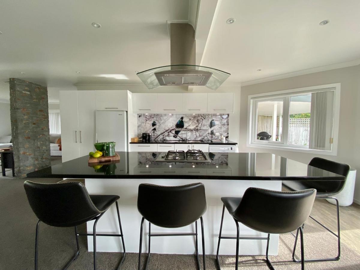 Villa The Great Escape, Luxury Waterfront, Hottub Whitianga Esterno foto