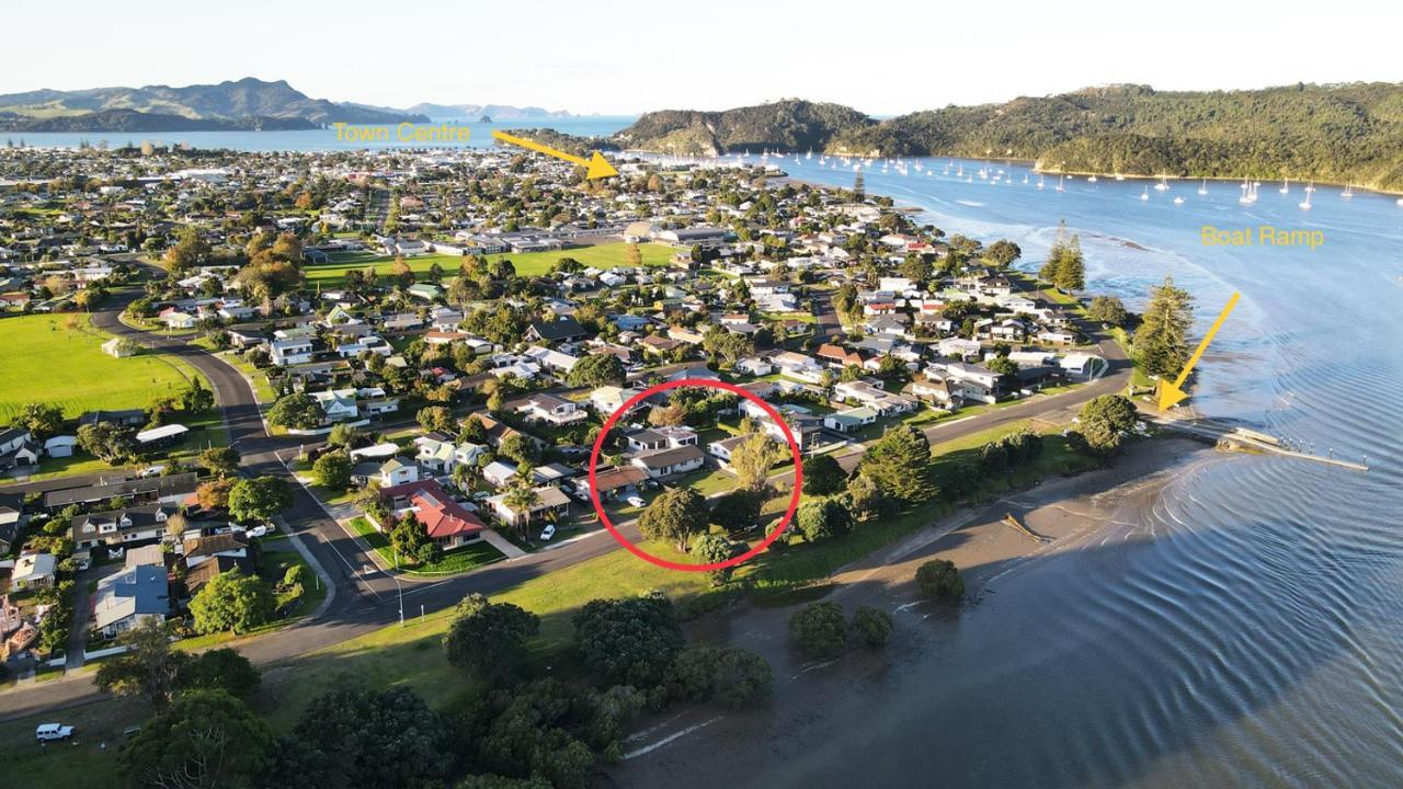 Villa The Great Escape, Luxury Waterfront, Hottub Whitianga Esterno foto